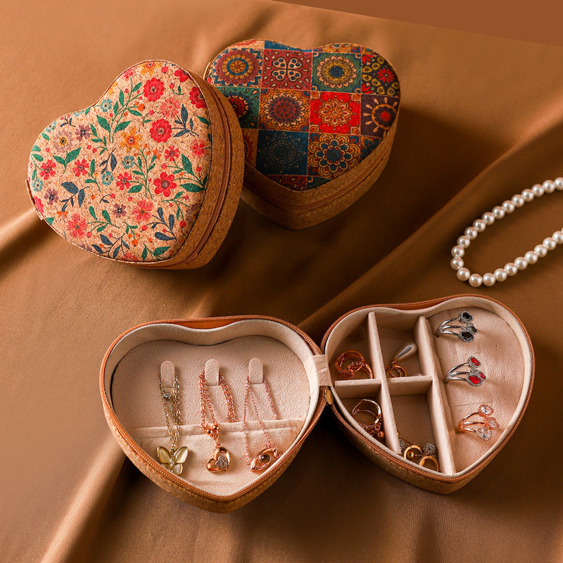 Heart-Shaped Jewellery Gift Box — Embossed Pattern