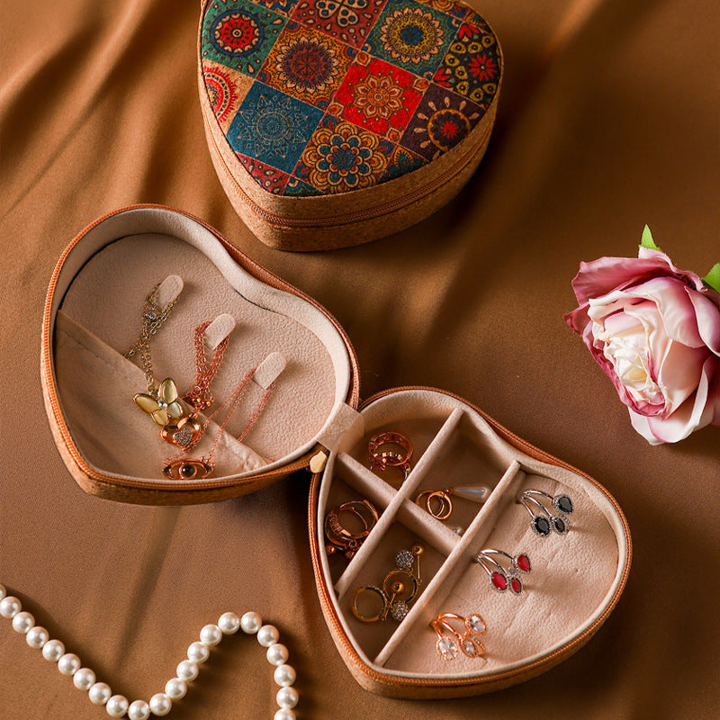 Heart-Shaped Jewellery Gift Box — Embossed Pattern
