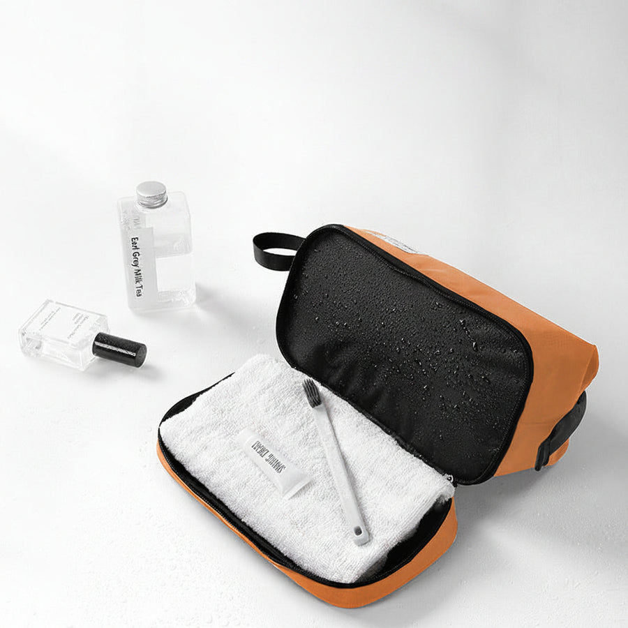 Compact Toiletry Bag — Dry & Wet Separation