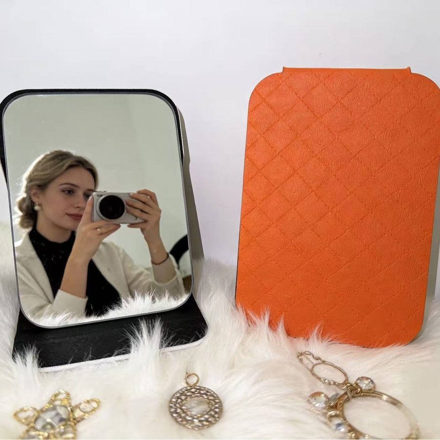 Compact Foldable Mirror — Textured Detail, Travel & Desk