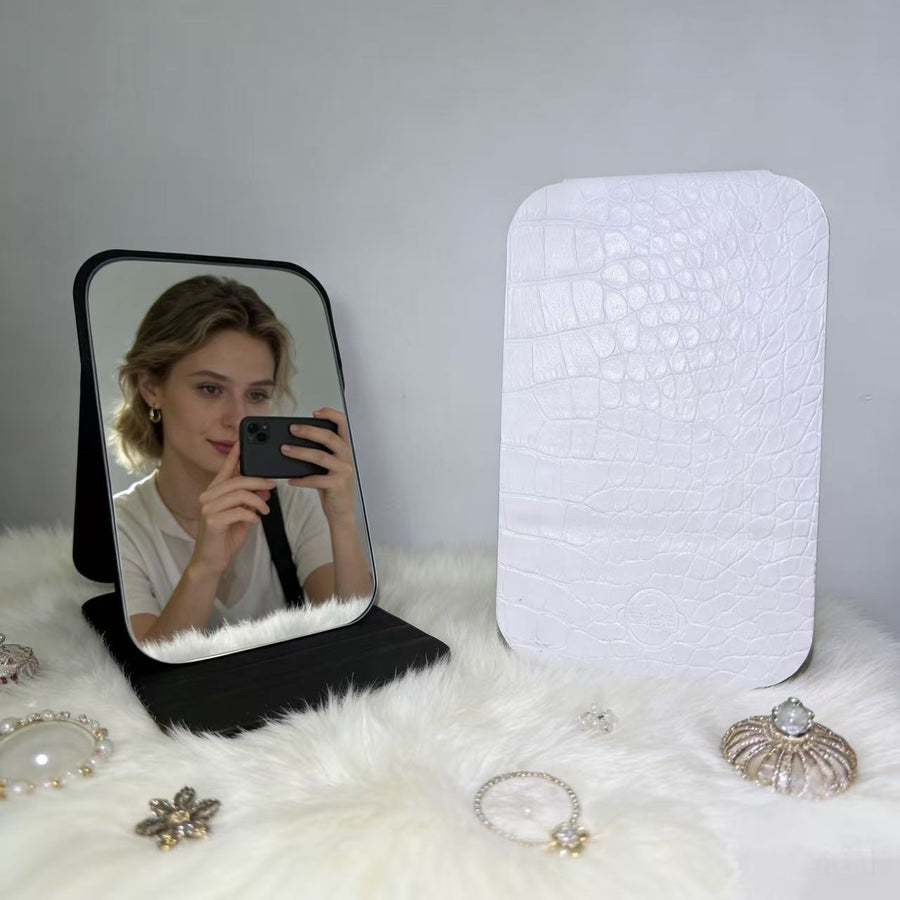 Compact Foldable Mirror — Textured Detail, Travel & Desk