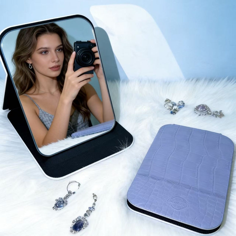 Compact Foldable Mirror — Textured Detail, Travel & Desk