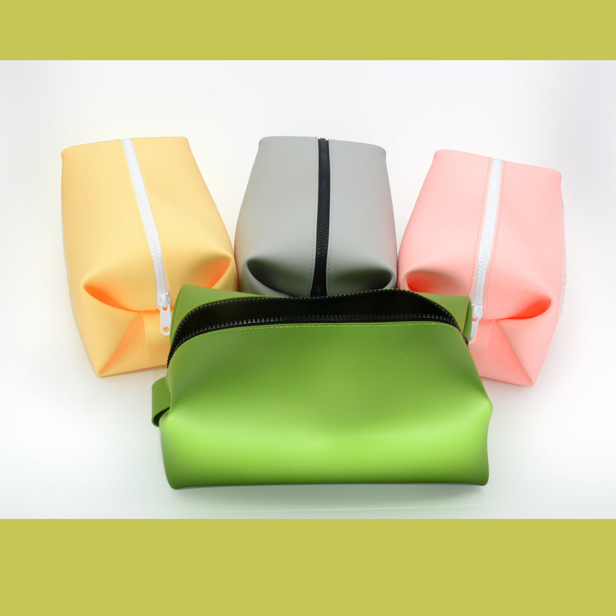 Silicone Foldable Toiletry & Cosmetic Bag – Waterproof, Large Capacity, Travel-Ready