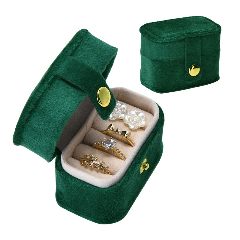 Compact Velvet Ring & Earring Keeper