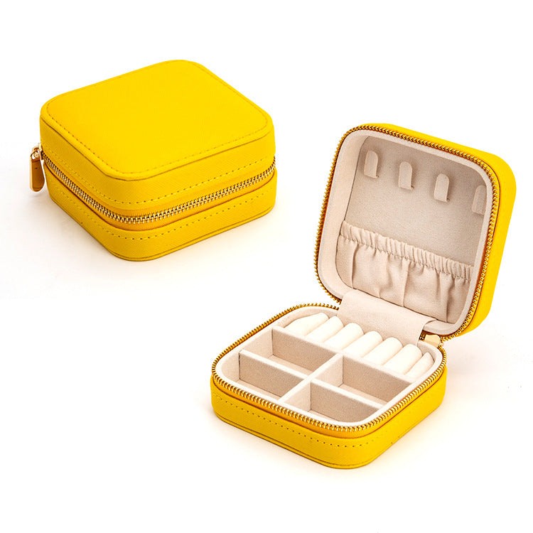 Compact Velvet Jewellery Box – Double-Layer Travel Organiser