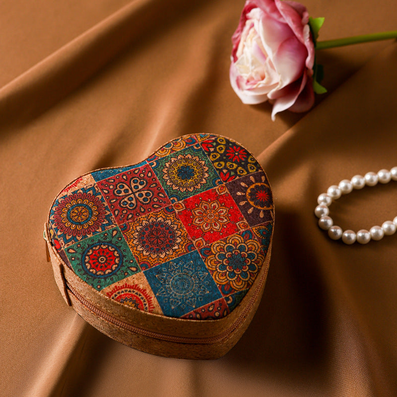Heart-Shaped Jewellery Gift Box — Embossed Pattern