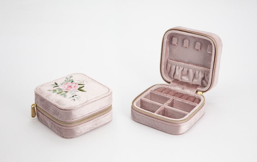 Compact Velvet Jewellery Box – Double-Layer Travel Organiser